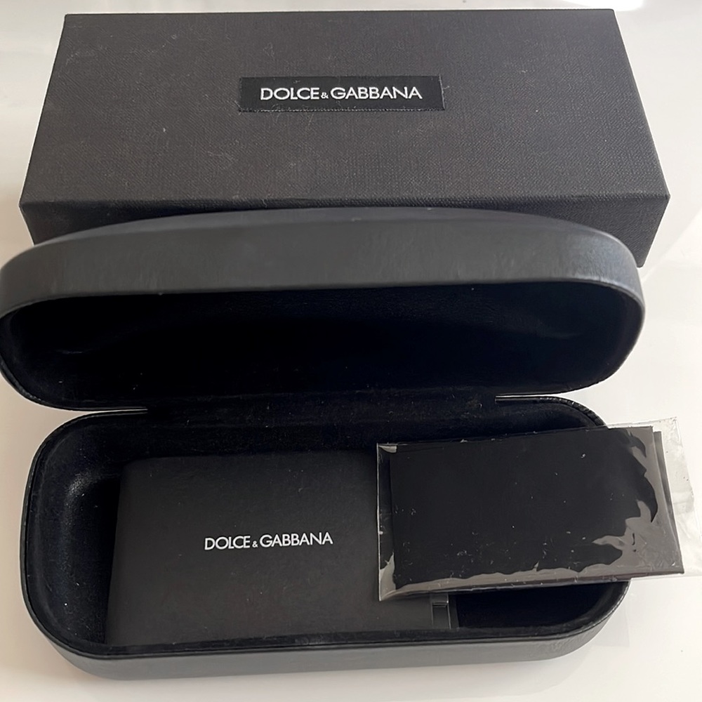 D&G sunglasses box